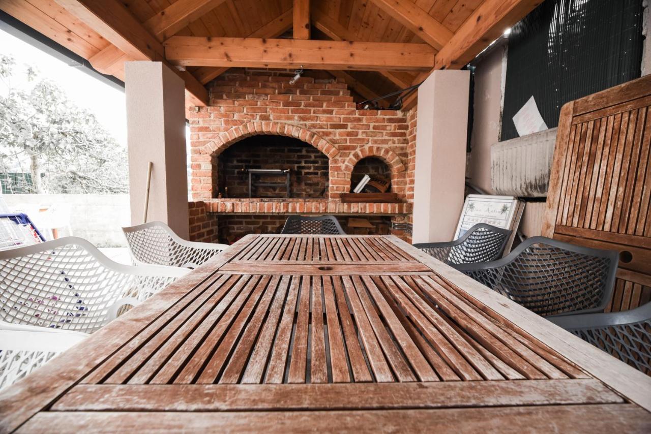 Villa San Antonio-Exclusive Apartments Baška Екстериор снимка